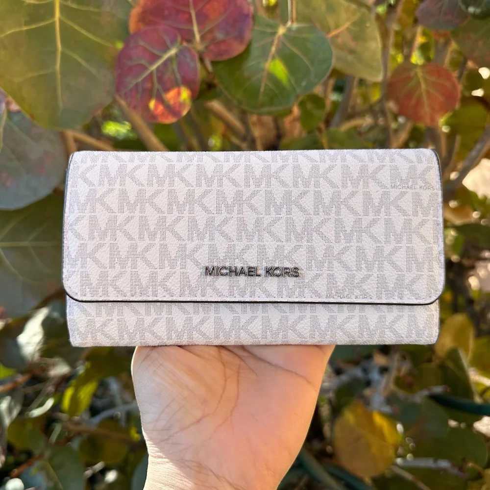 Michael Kors Jet Set Travel Large Trifold Wallet MK Bright White Grey